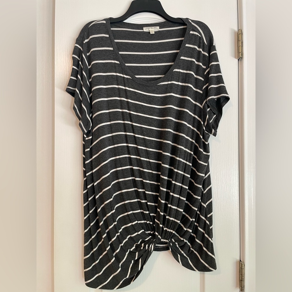 Nine Britton Gray and White Stripe Relaxed Tie Front T-Shirt